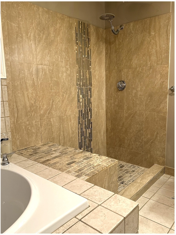 18 Walton St Wakefield, MA 01880 18 Walton St Wakefield, MA 01880