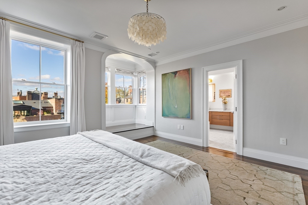 4 Joy St #PH Boston, MA 02108