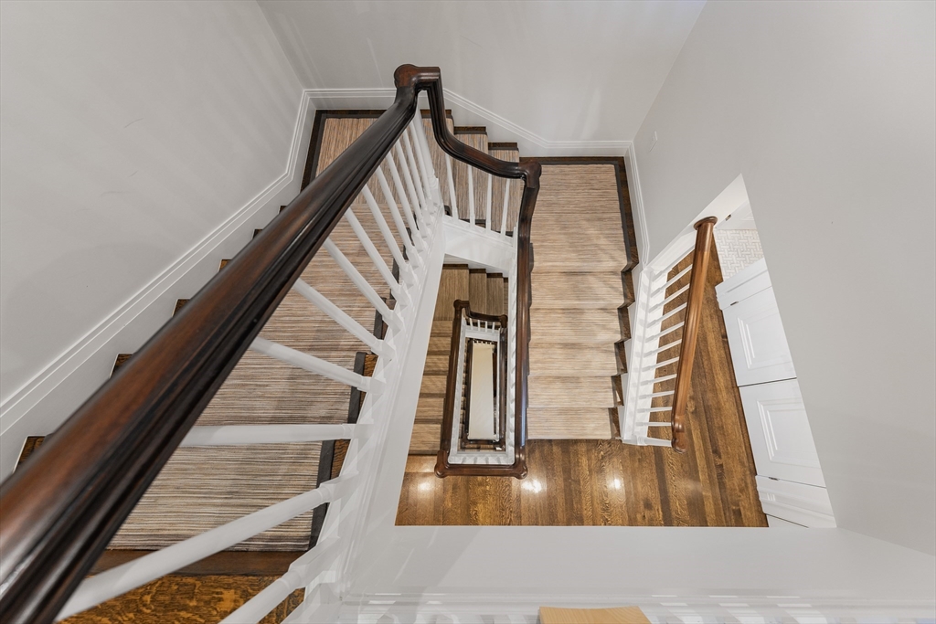 4 Joy St #PH Boston, MA 02108