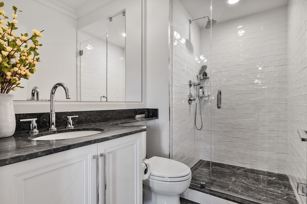 4 Joy St #PH Boston, MA 02108