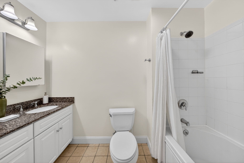 248 Albion St #315 Wakefield, MA 01880
