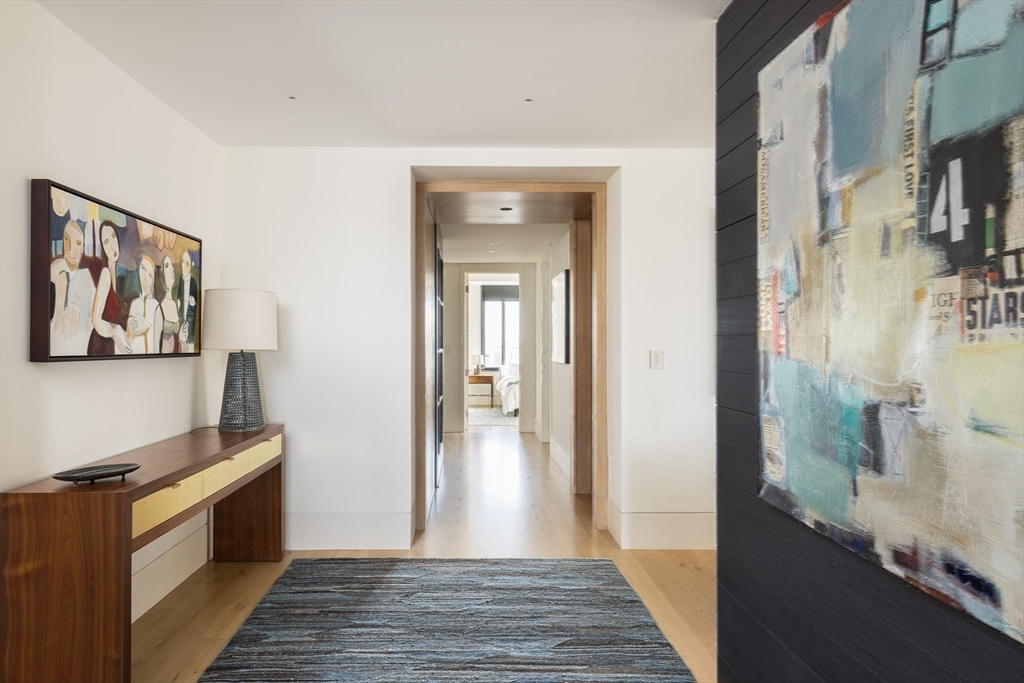 1 Huntington Ave #1702 Boston, MA 02116