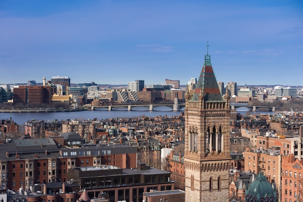 1 Huntington Ave #1702 Boston, MA 02116