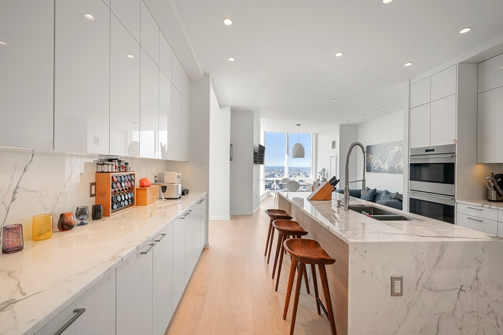 1 Franklin St #4802 Boston, MA 02110