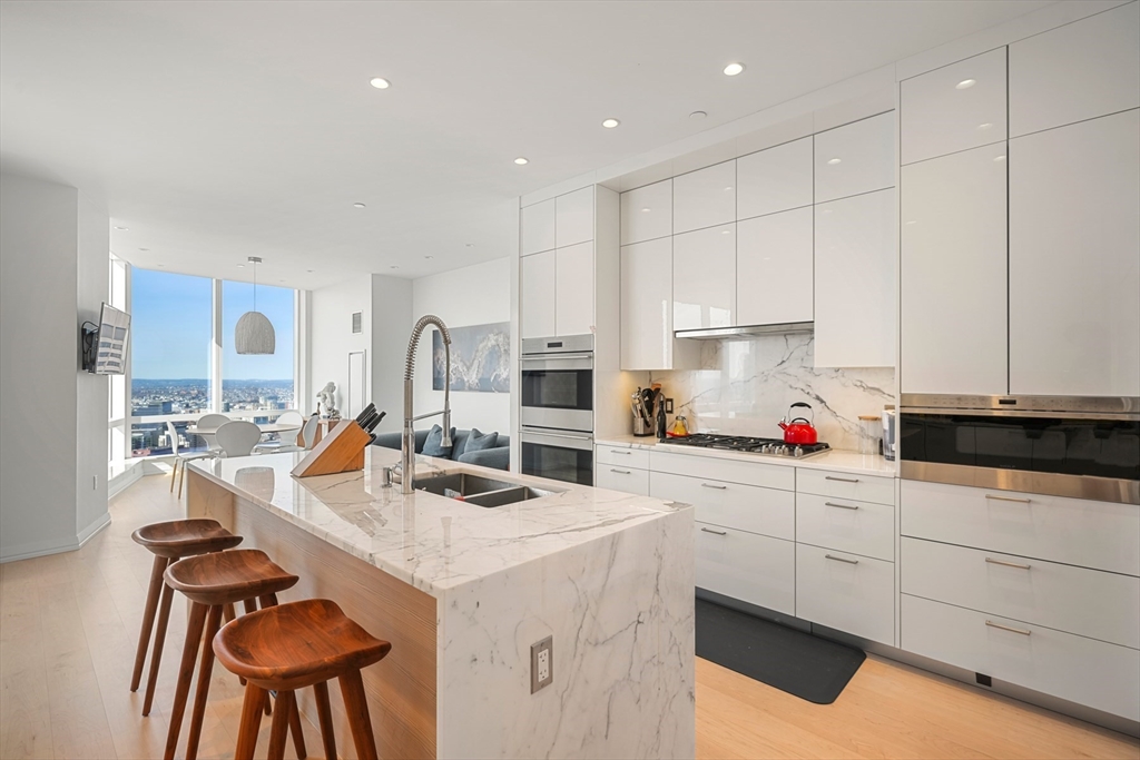 1 Franklin St #4802 Boston, MA 02110