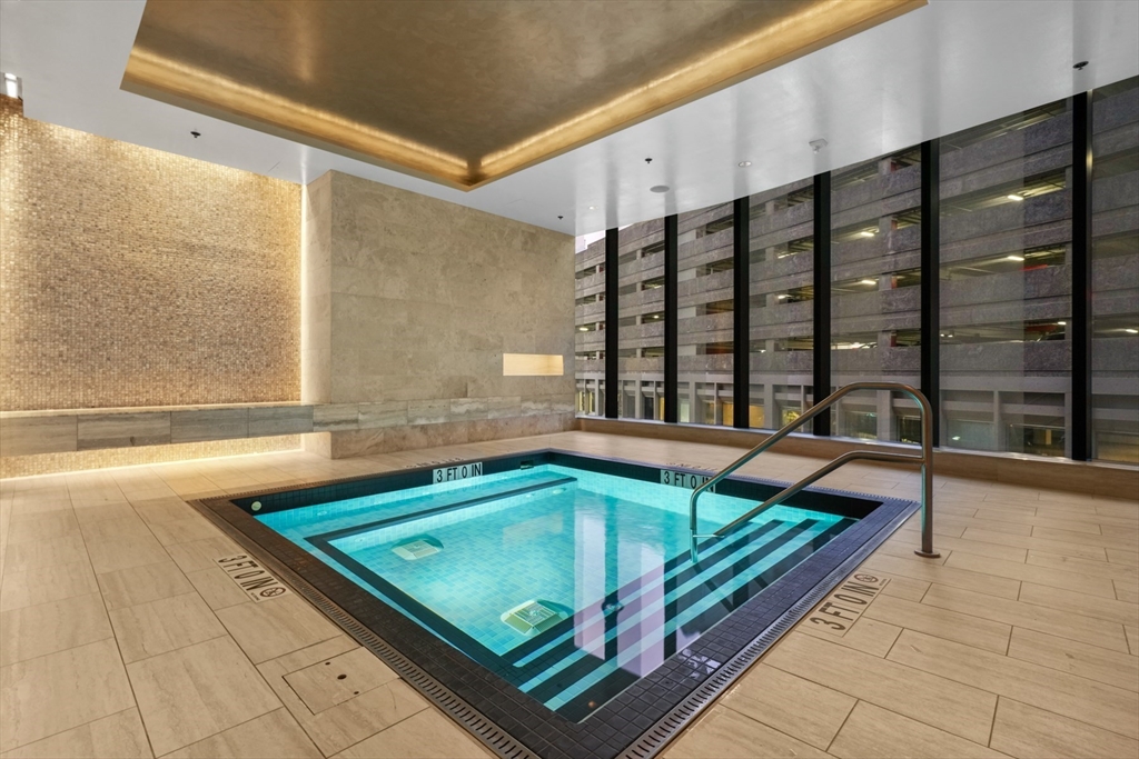 1 Franklin St #4802 Boston, MA 02110