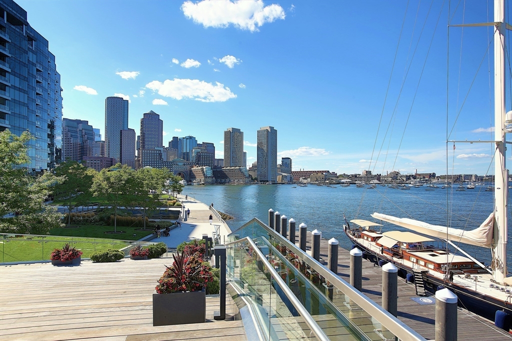 22 Liberty Dr #8H Boston, MA 02210