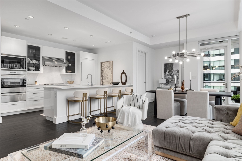 22 Liberty Dr #8H Boston, MA 02210