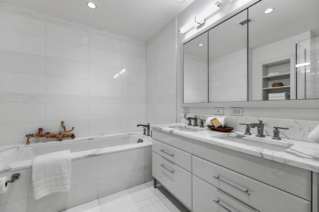 22 Liberty Dr #8H Boston, MA 02210