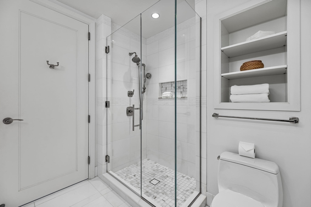 22 Liberty Dr #8H Boston, MA 02210