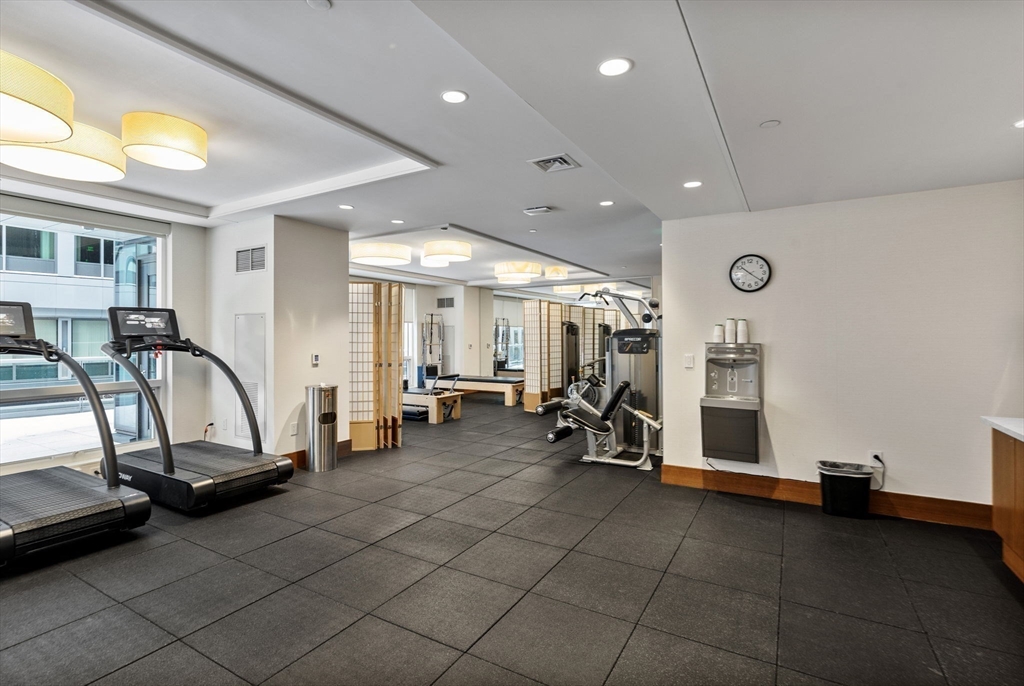 22 Liberty Dr #8H Boston, MA 02210