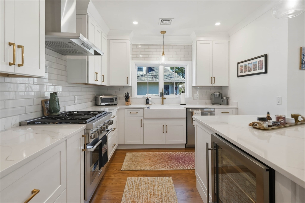 20 Lawrence St #2 Wakefield, MA 01880