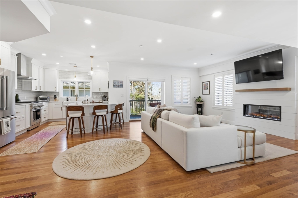 20 Lawrence St #2 Wakefield, MA 01880