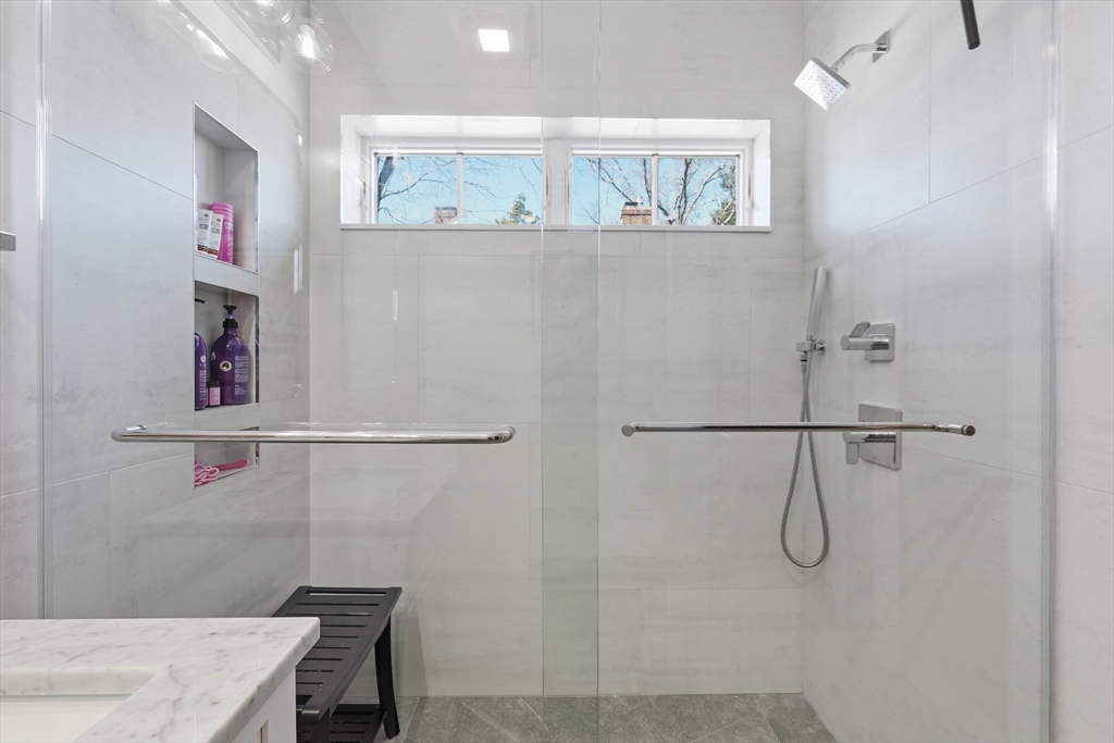 20 Lawrence St #2 Wakefield, MA 01880