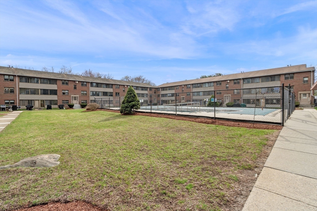 68 Preston Park #9D Wakefield, MA 01880