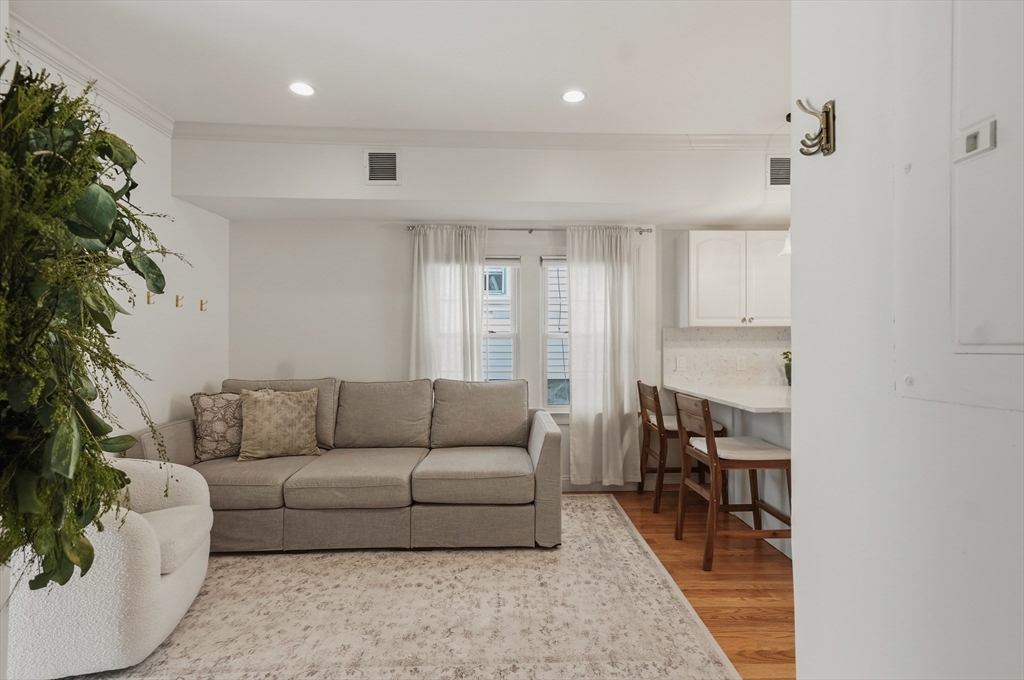 11 Columbia Rd #3 Wakefield, MA 01880