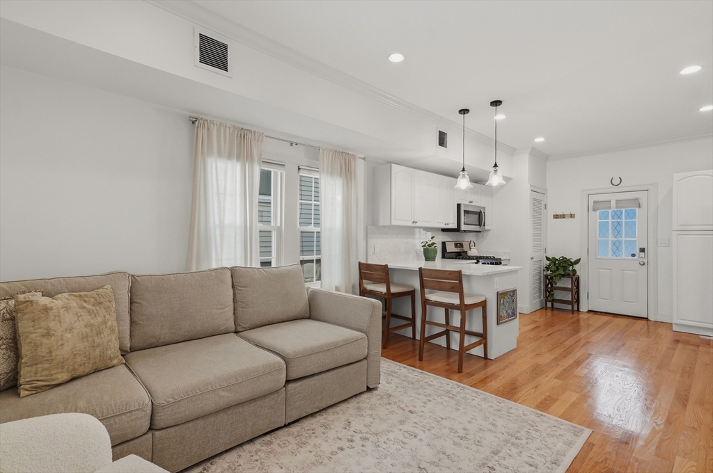11 Columbia Rd #3 Wakefield, MA 01880