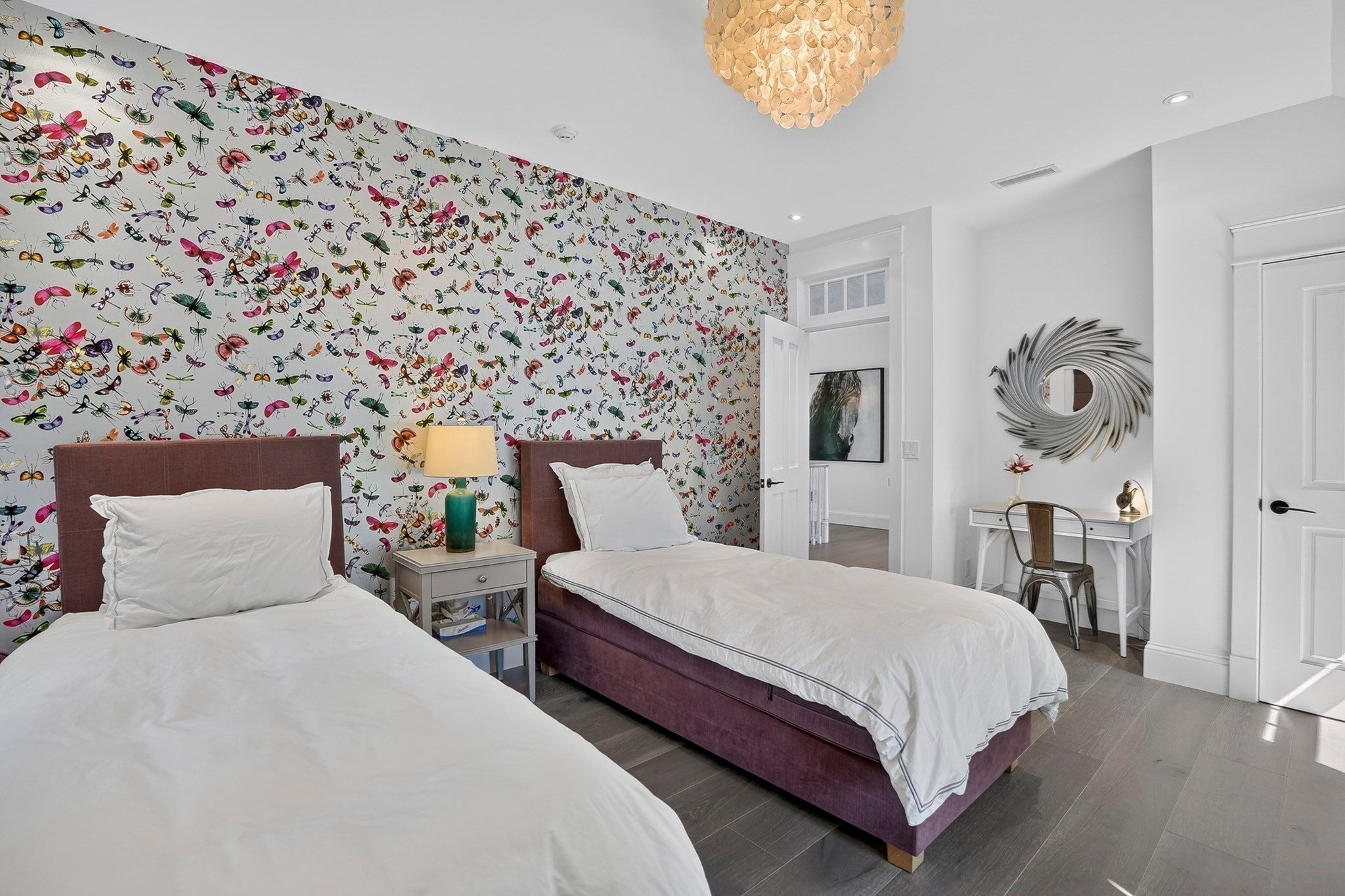 96 South Summer St Edgartown, MA 02539