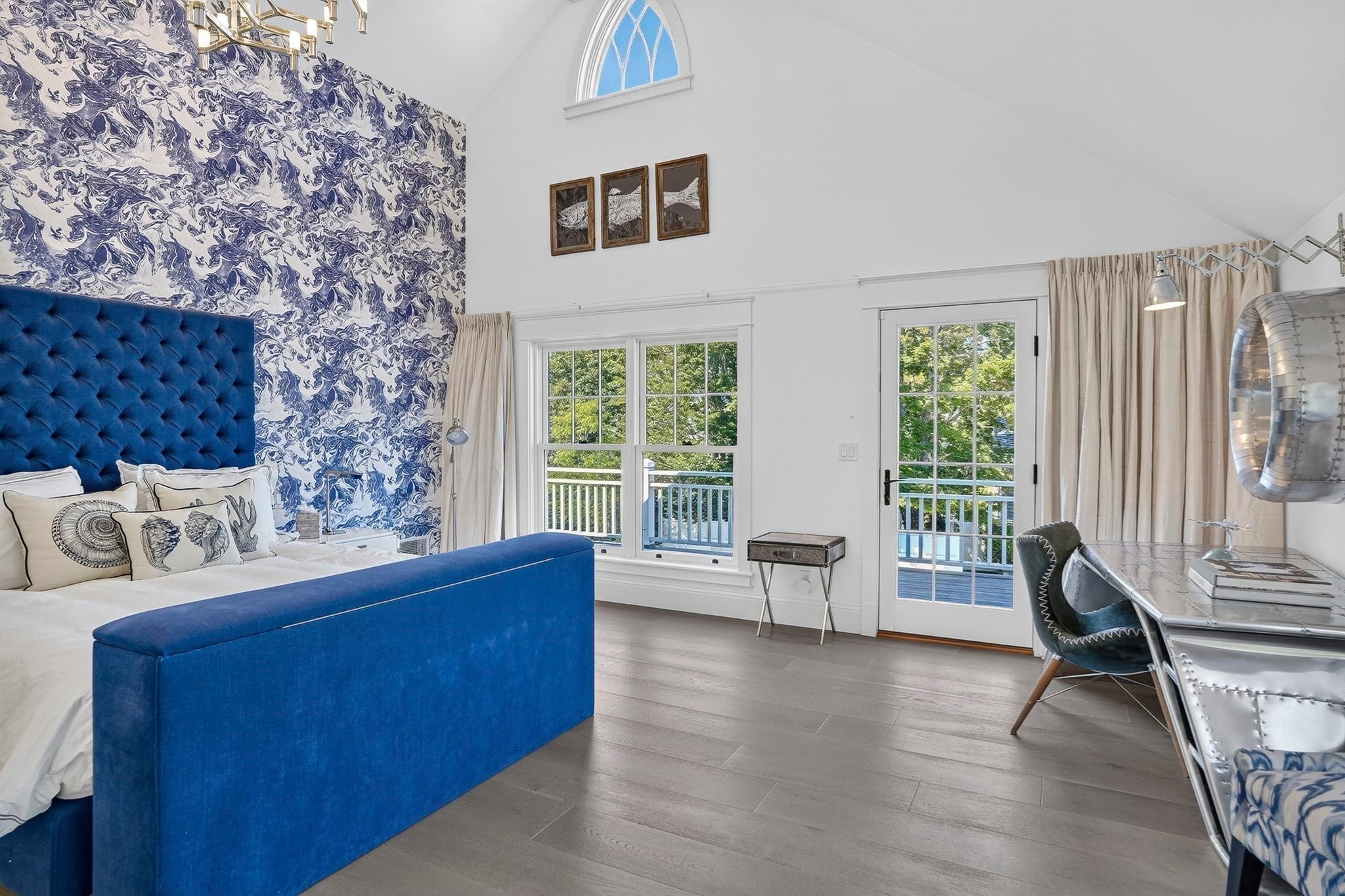 96 South Summer St Edgartown, MA 02539