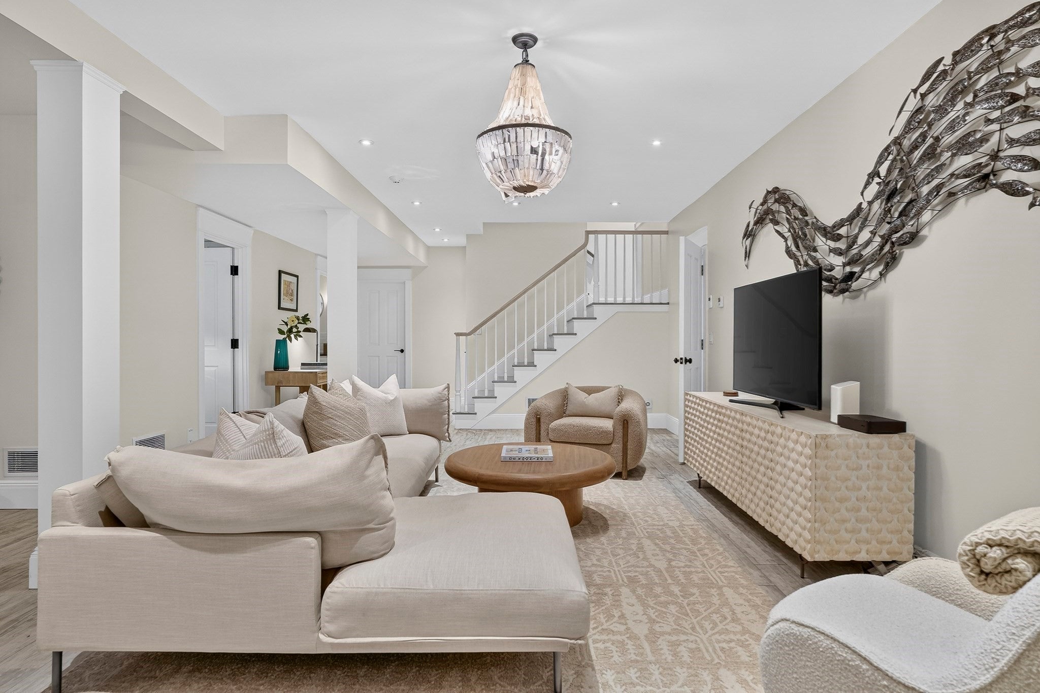 96 South Summer St Edgartown, MA 02539