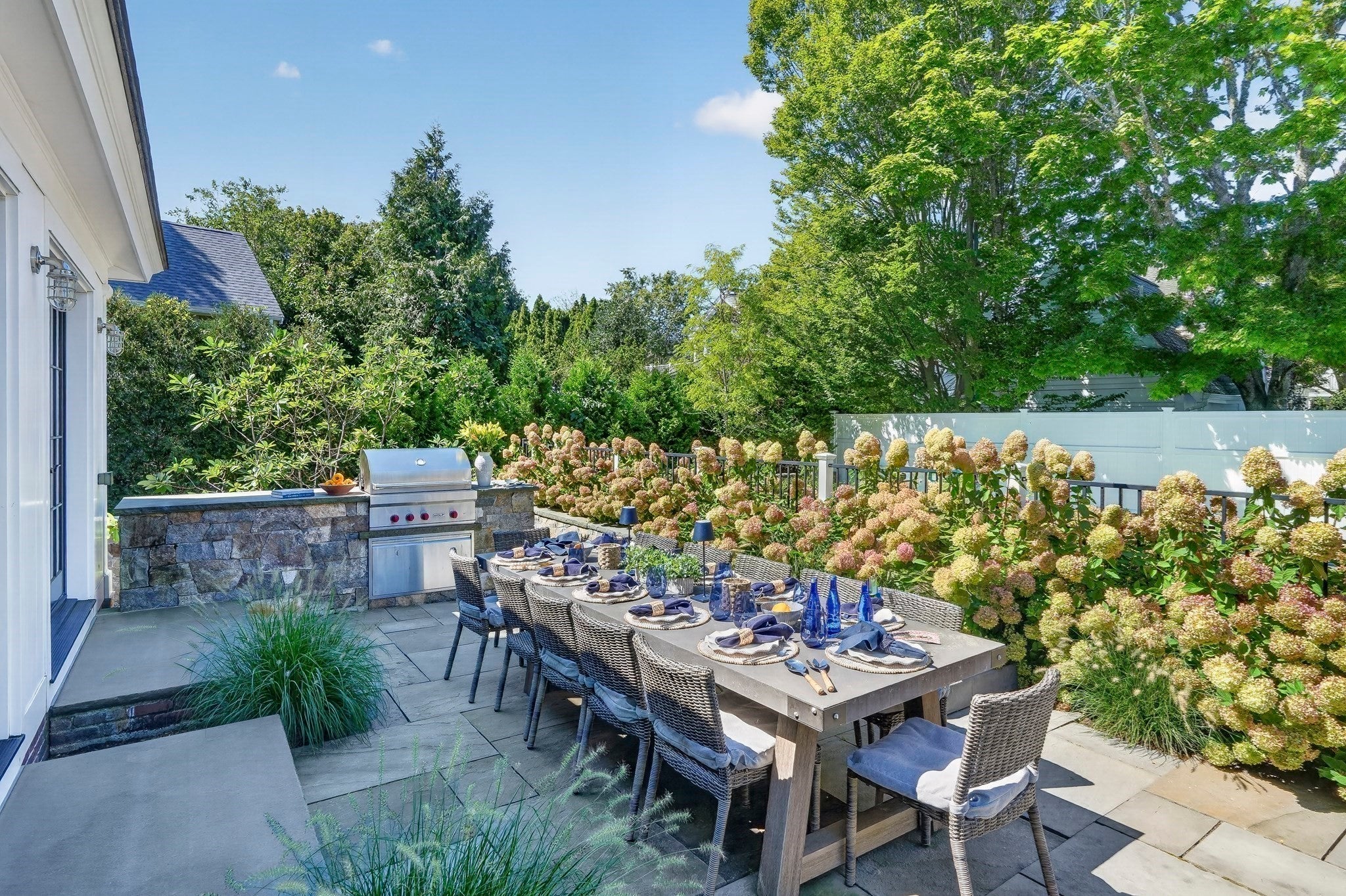 96 South Summer St Edgartown, MA 02539