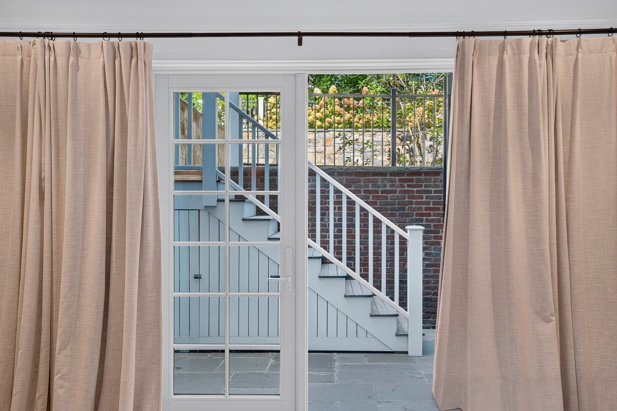 96 South Summer St Edgartown, MA 02539