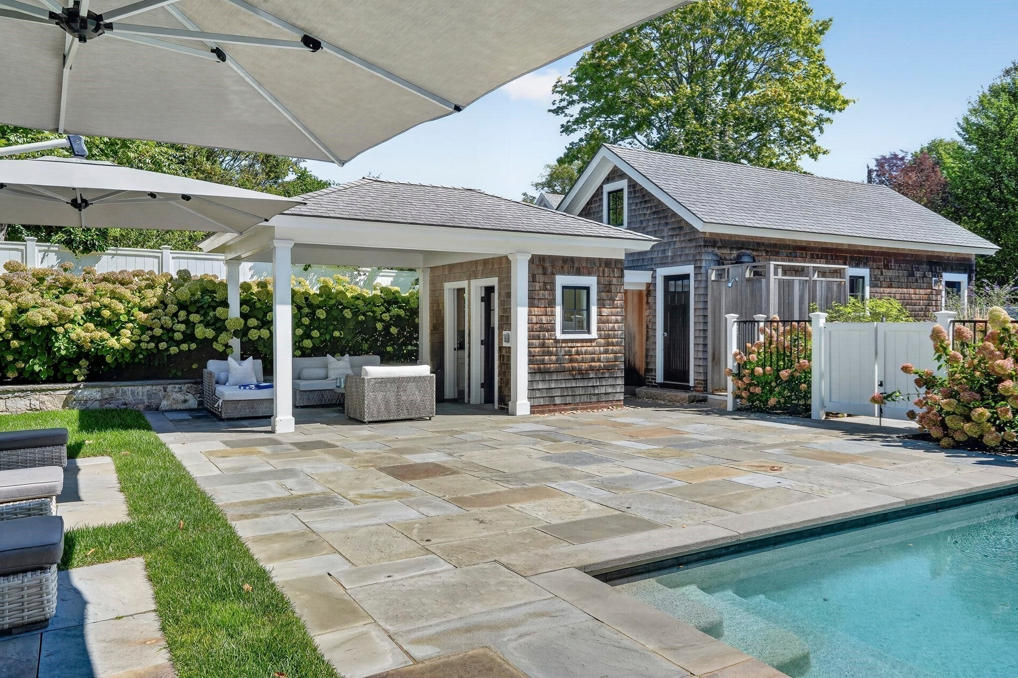 96 South Summer St Edgartown, MA 02539