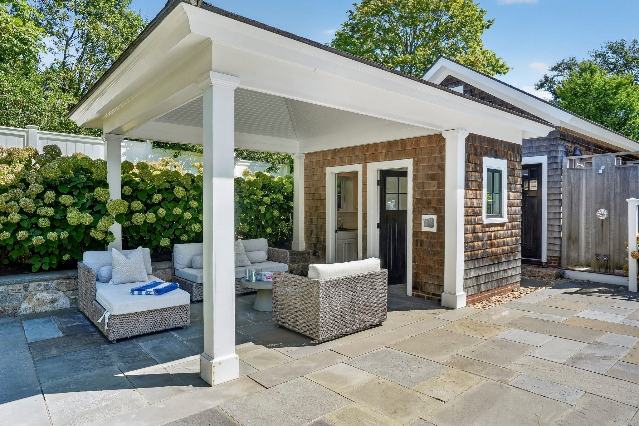96 South Summer St Edgartown, MA 02539