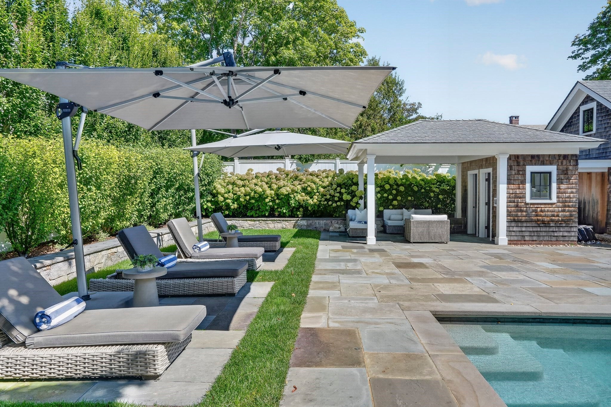 96 South Summer St Edgartown, MA 02539