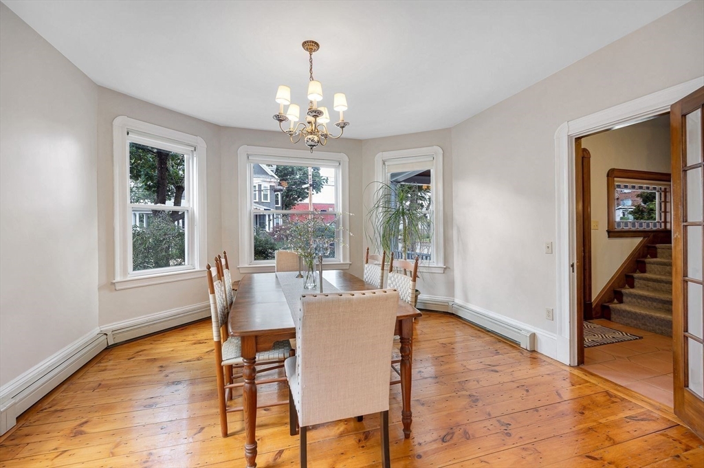 14 Richardson Ave Wakefield, MA 01880