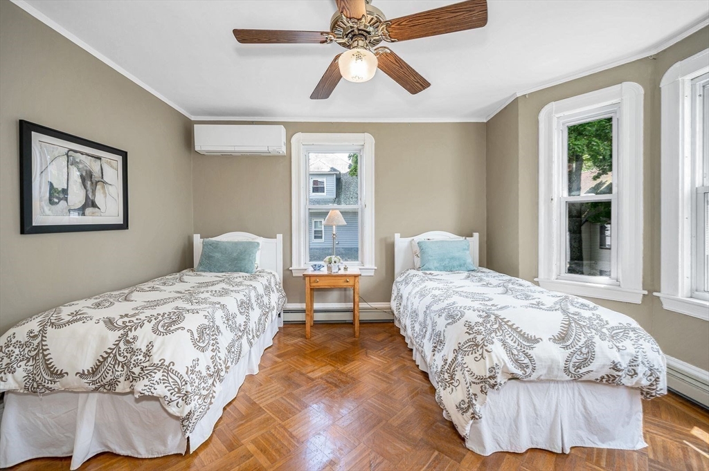 14 Richardson Ave Wakefield, MA 01880