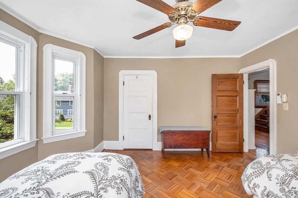 14 Richardson Ave Wakefield, MA 01880