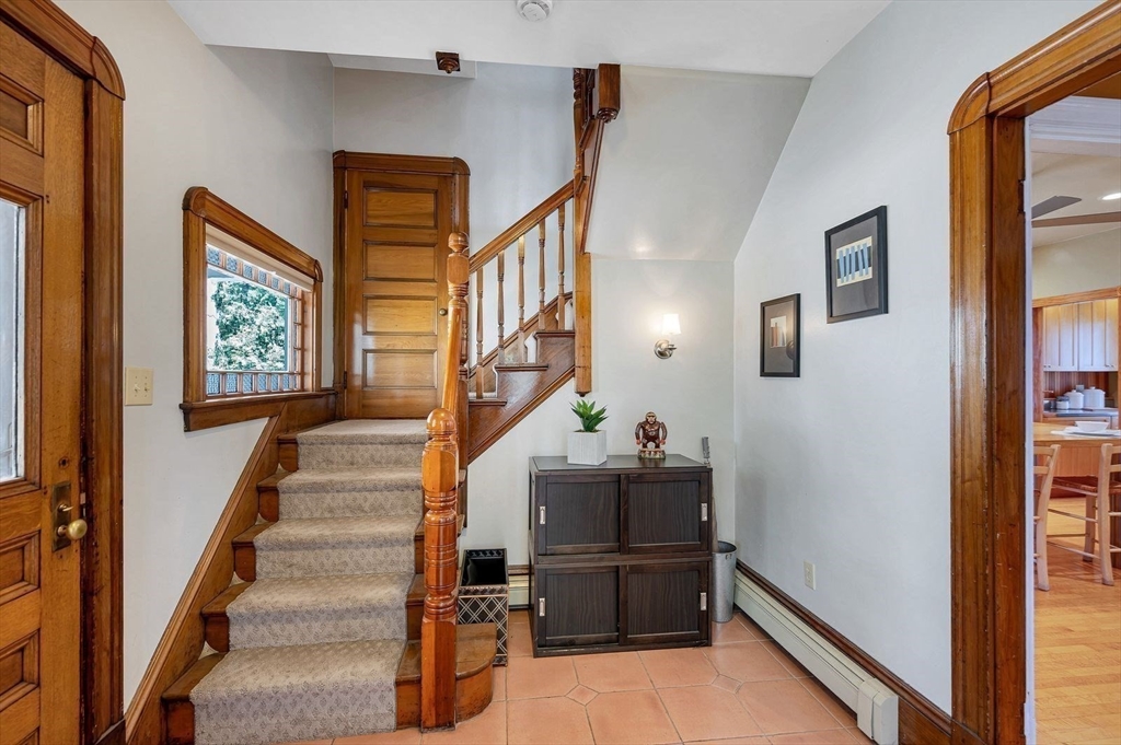 14 Richardson Ave Wakefield, MA 01880