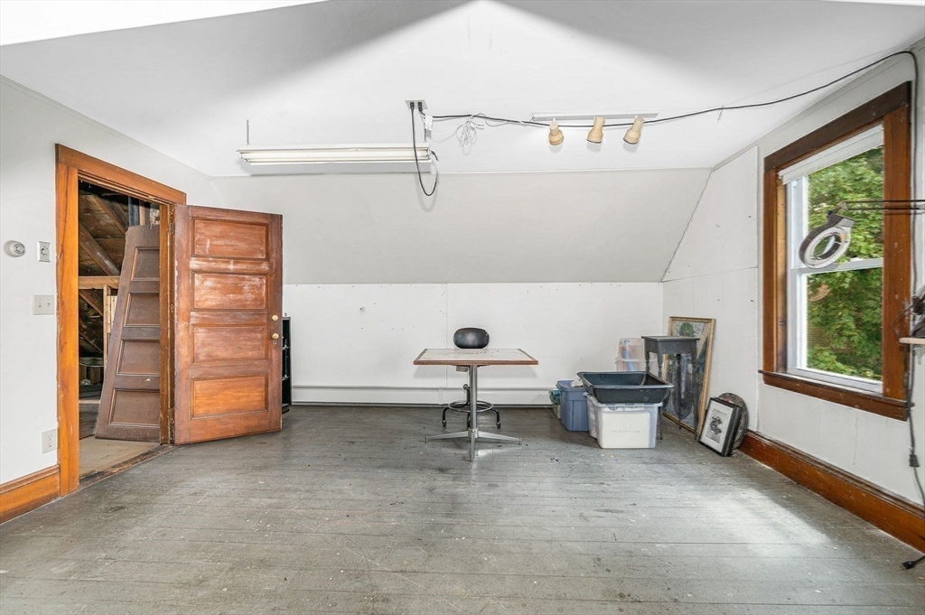 14 Richardson Ave Wakefield, MA 01880