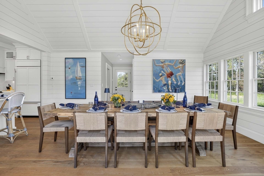 29 Slough Cv Rd Edgartown, MA 02539