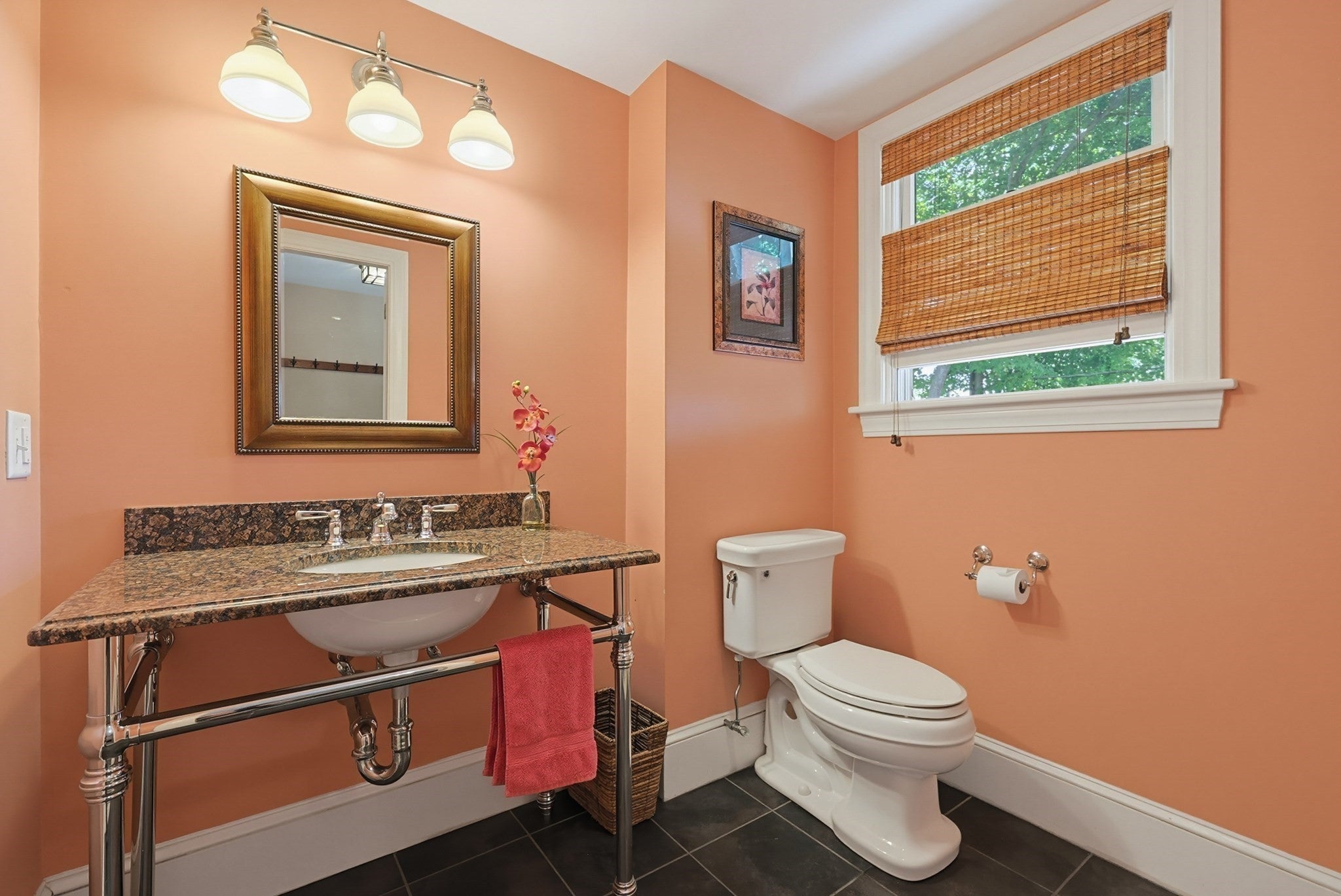 112 Greenwood Ave Wakefield, MA 01880