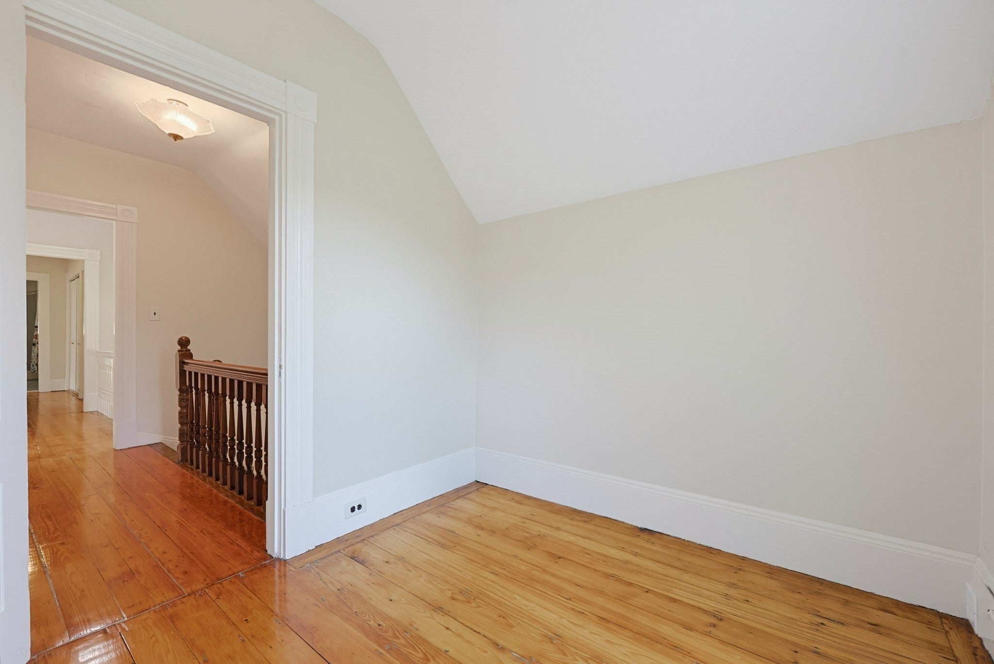 112 Greenwood Ave Wakefield, MA 01880