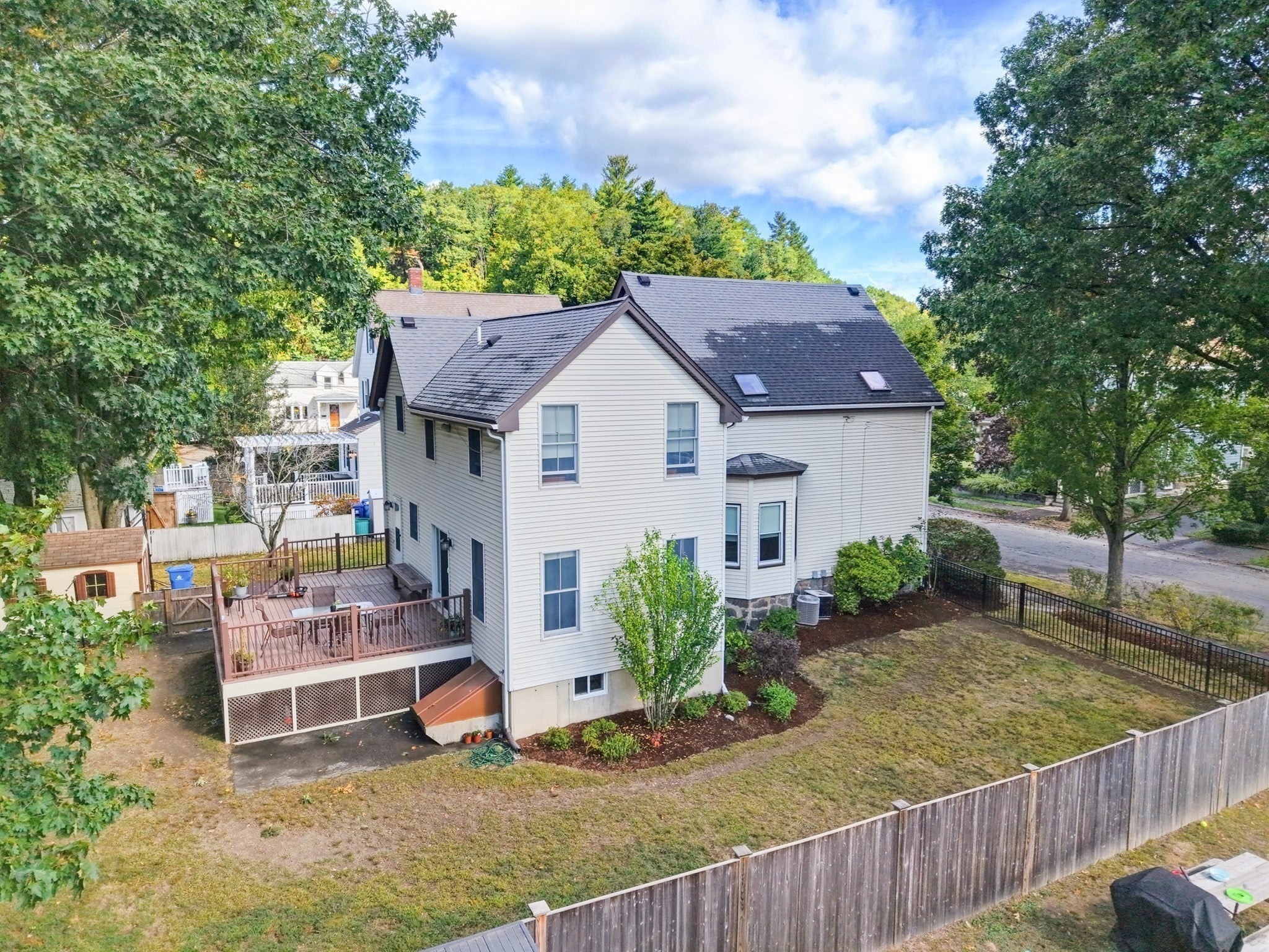 112 Greenwood Ave Wakefield, MA 01880
