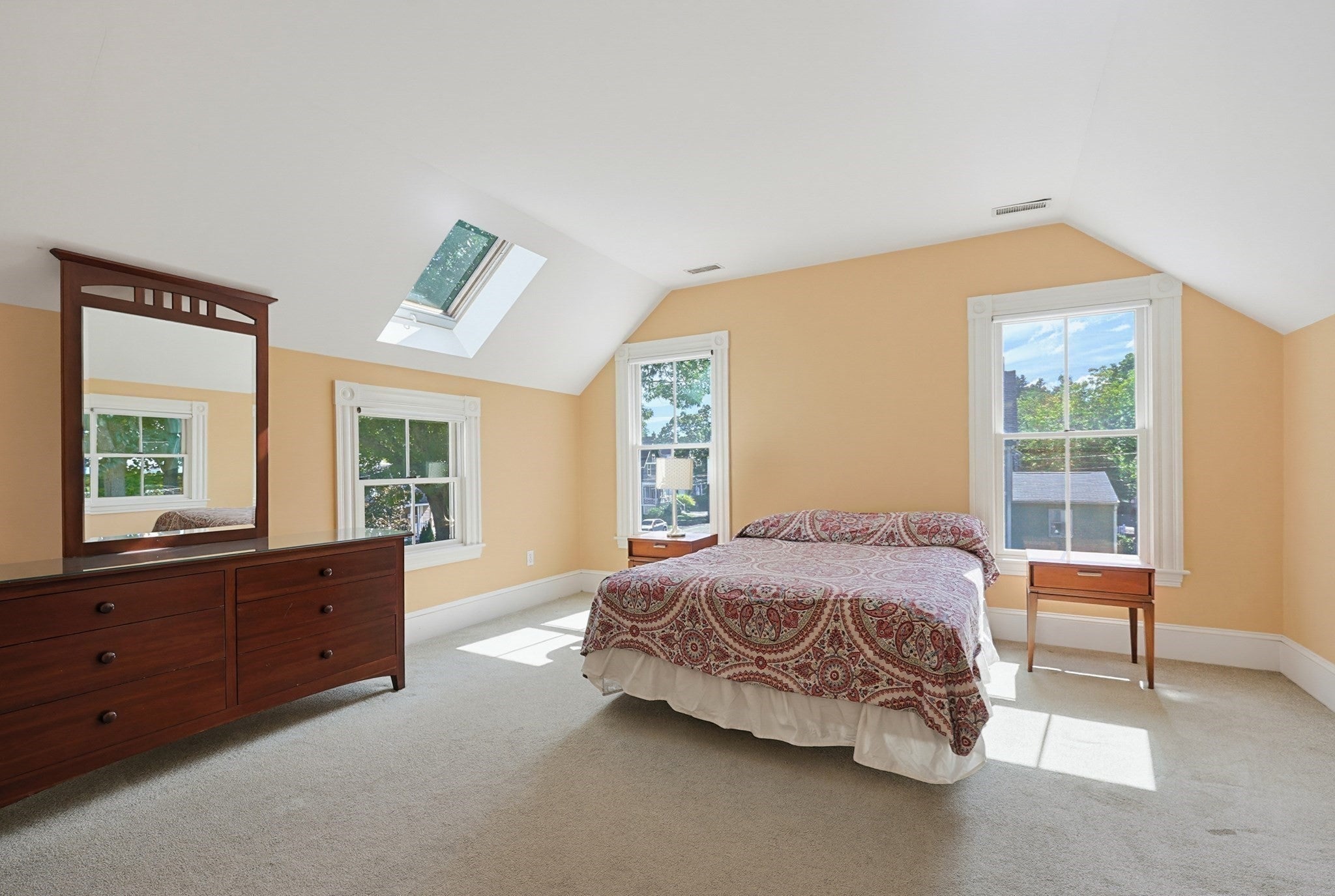 112 Greenwood Ave Wakefield, MA 01880