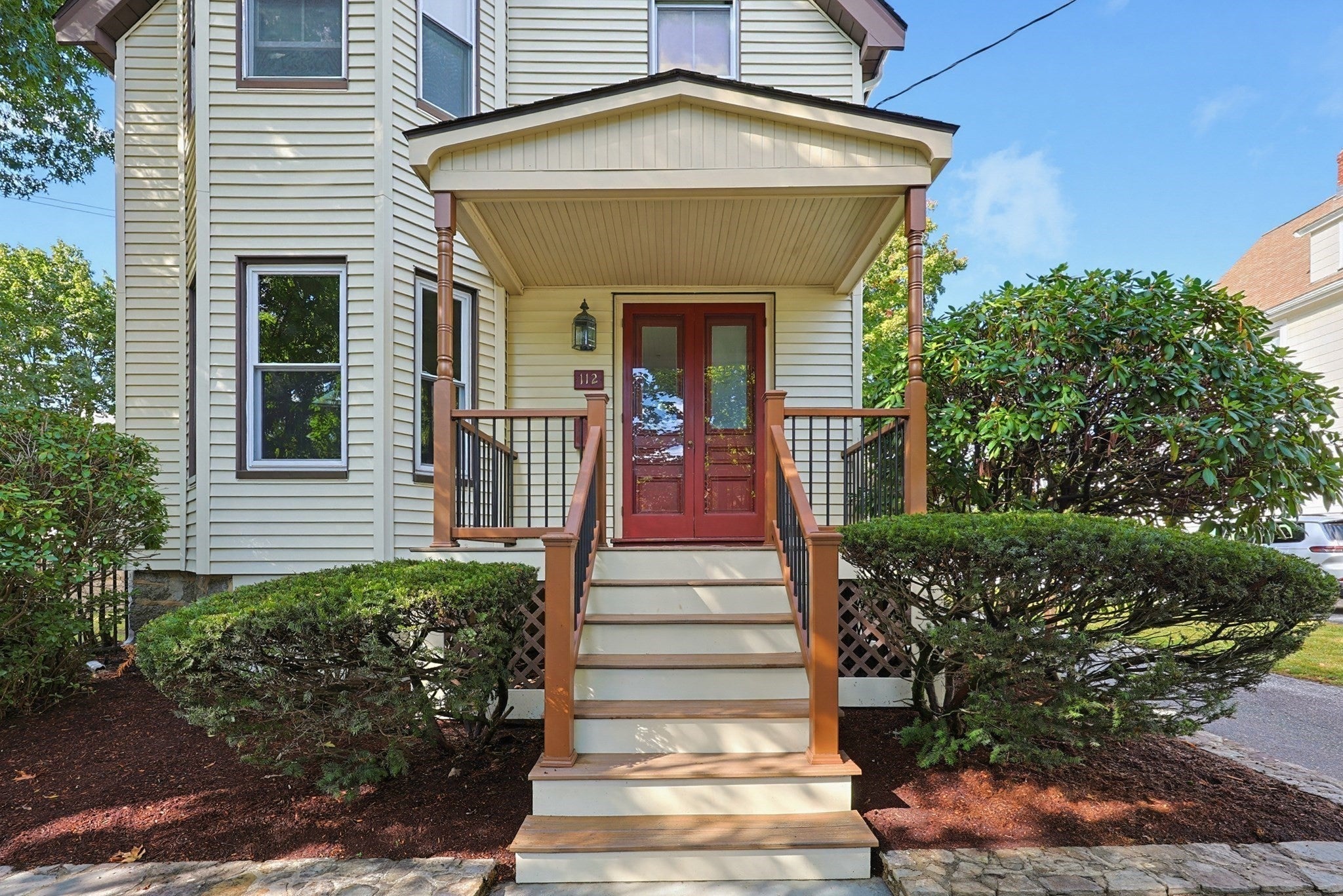 112 Greenwood Ave Wakefield, MA 01880