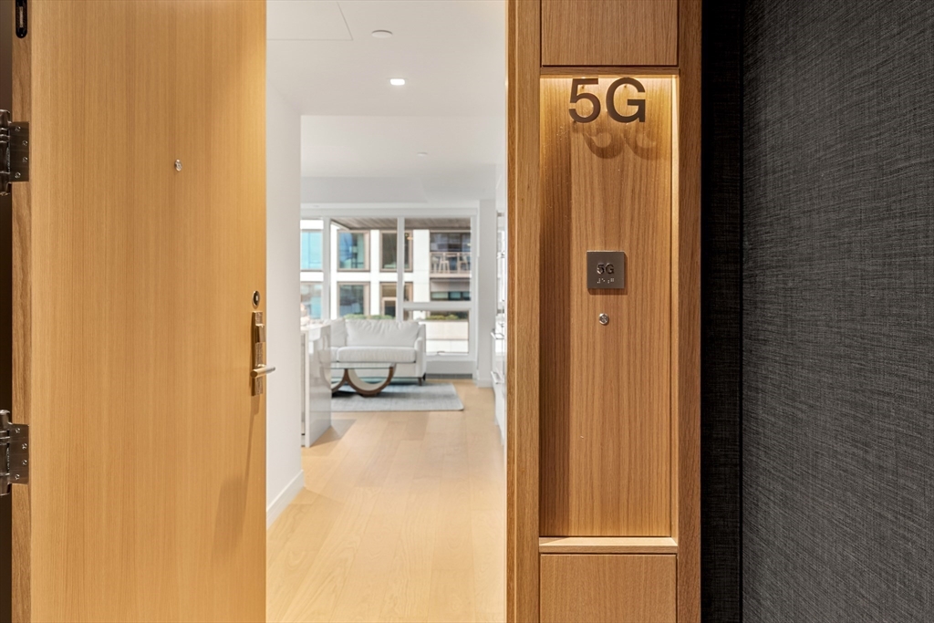 150 Seaport Blvd #5G Boston, MA 02210