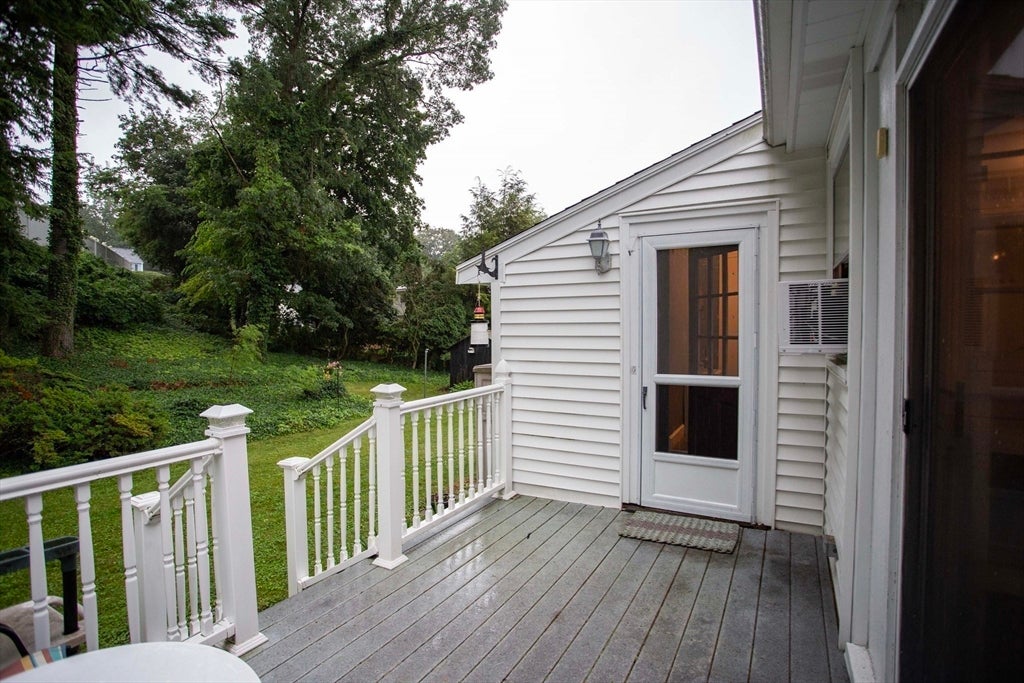 72 Eustis Ave Wakefield, MA 01880