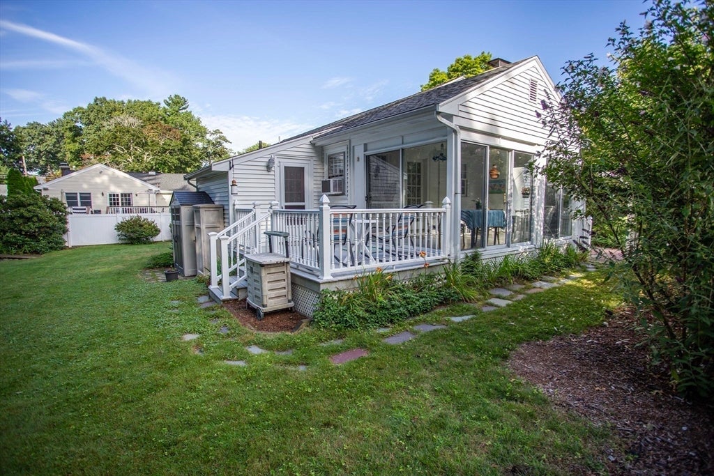 72 Eustis Ave Wakefield, MA 01880