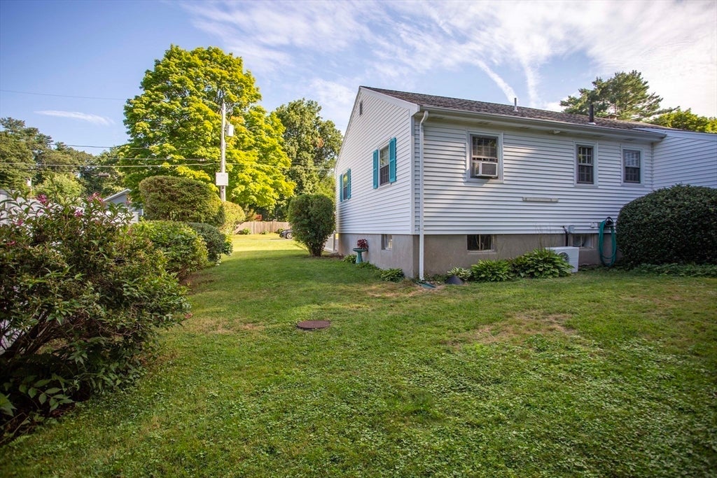72 Eustis Ave Wakefield, MA 01880