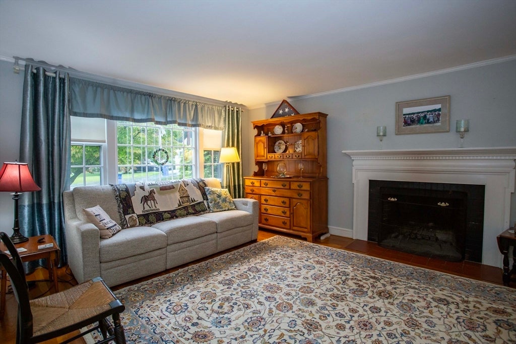 72 Eustis Ave Wakefield, MA 01880