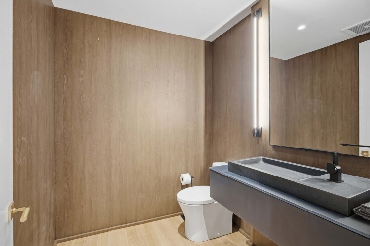 1 Huntington Ave #903 Boston, MA 02116