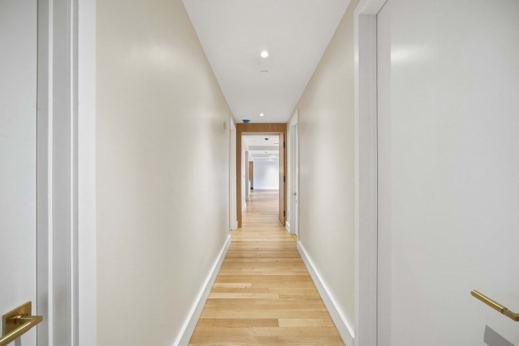 1 Huntington Ave #903 Boston, MA 02116