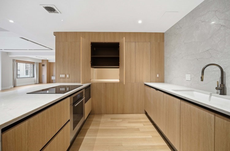 1 Huntington Ave #903 Boston, MA 02116