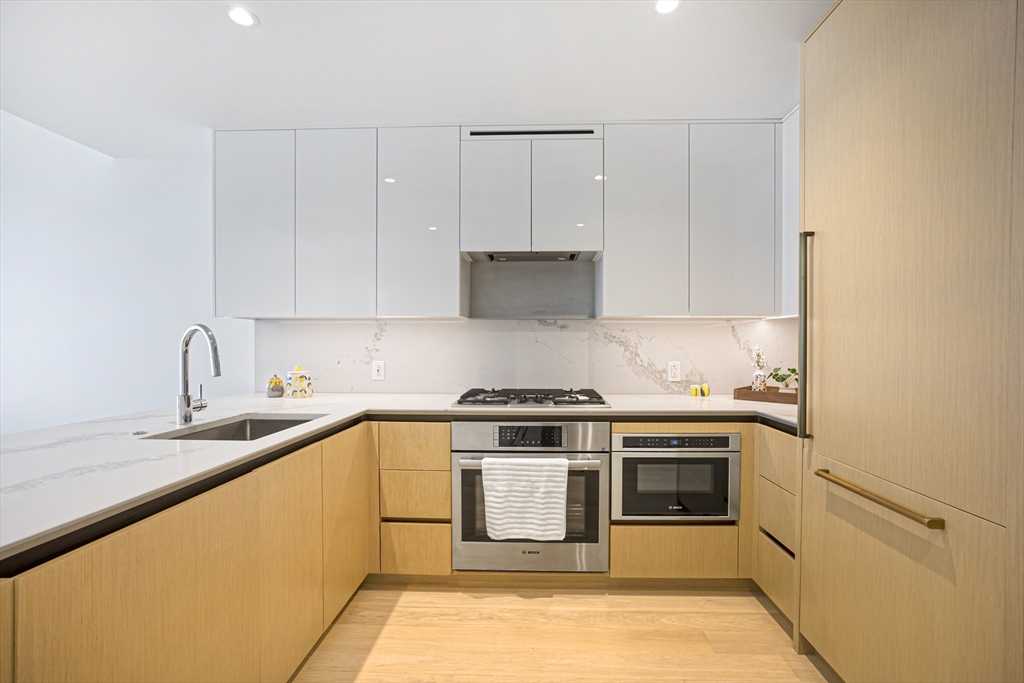 380 Harrison Ave #1123