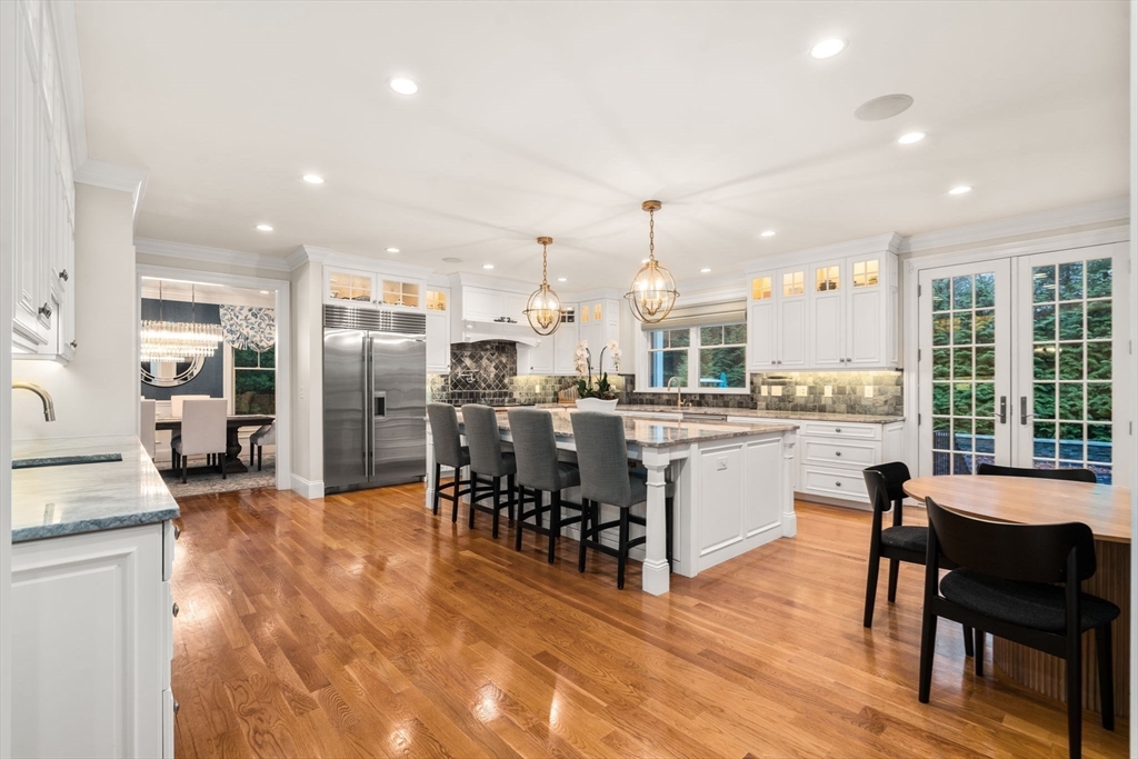 161 Farm St Dover, MA 02030